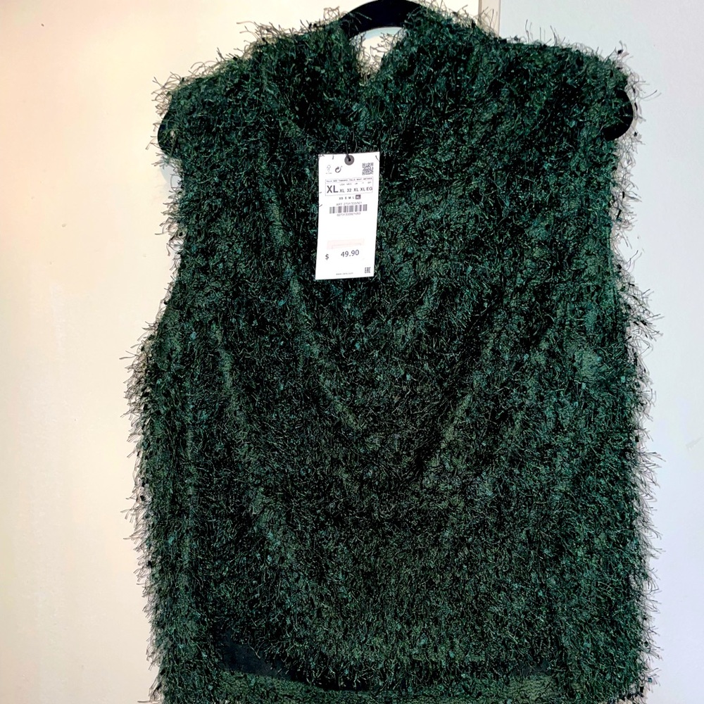 Super chic sleeveless top